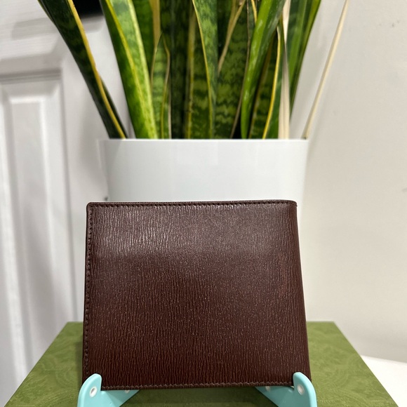 Givenchy Mens Bifold Wallet - Picture 2 of 13